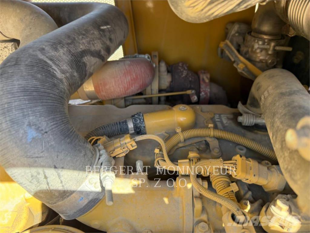 CAT D6K2LGP Bulldozer på larvebånd