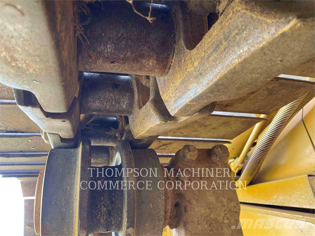 CAT D6M LGP Bulldozer på larvebånd