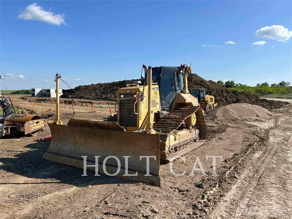 CAT D6N Bulldozer på larvebånd