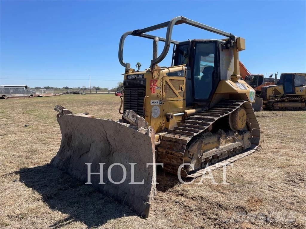 CAT D6N Bulldozer på larvebånd