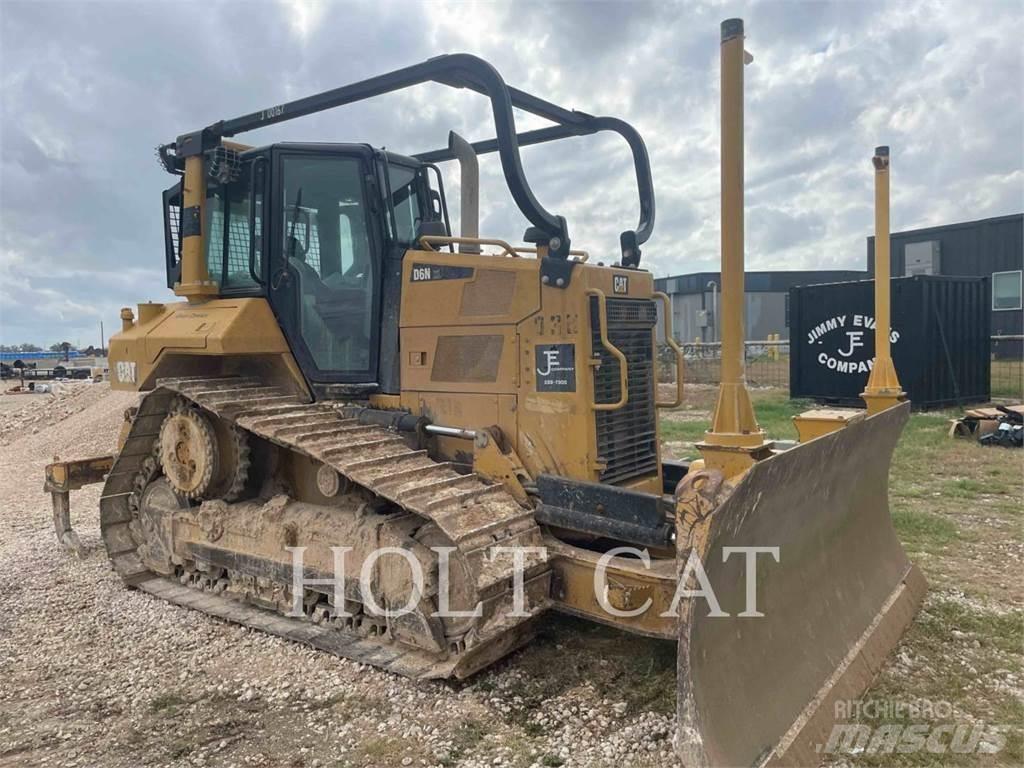 CAT D6N XL Bulldozer på larvebånd