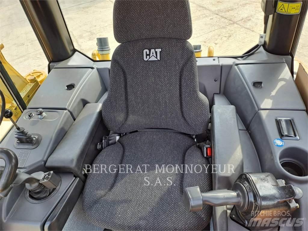 CAT D6NLGP Bulldozer på larvebånd