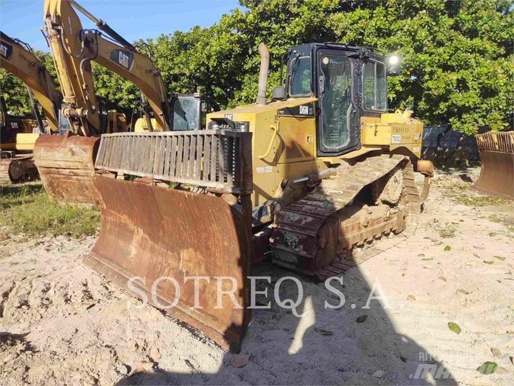 CAT D6NXL Bulldozer på larvebånd