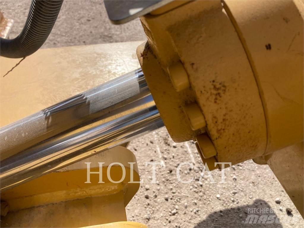 CAT D6NXL Bulldozer på larvebånd