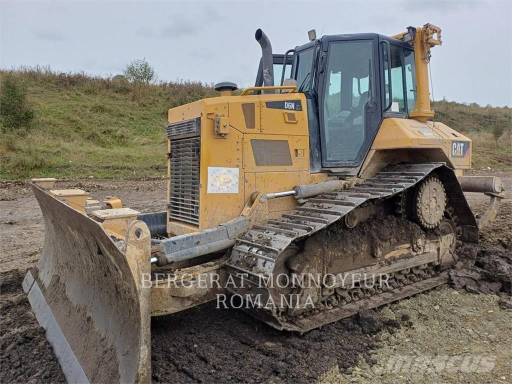 CAT D6NXL Bulldozer på larvebånd
