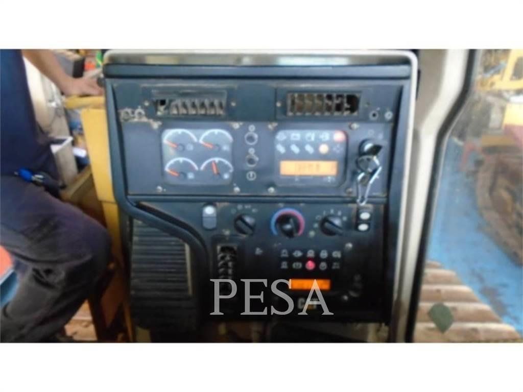 CAT D6T Bulldozer på larvebånd