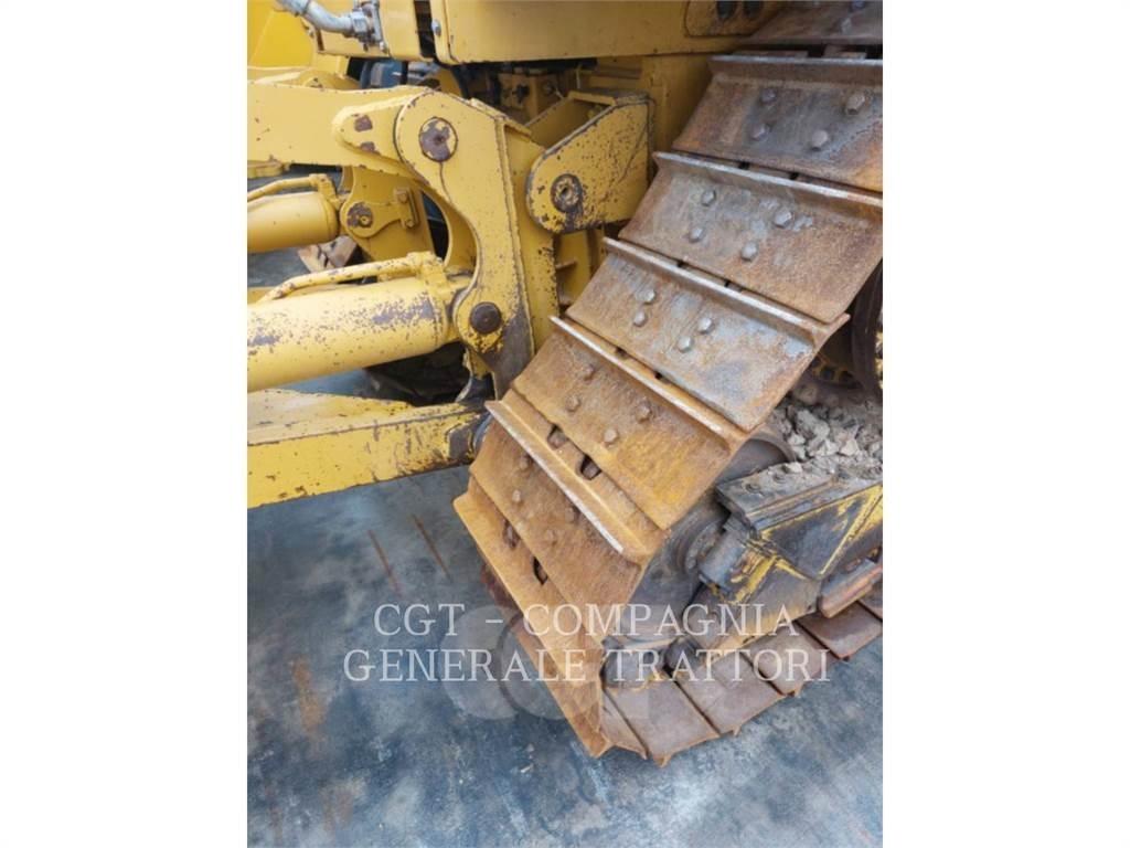 CAT D6T Bulldozer på larvebånd