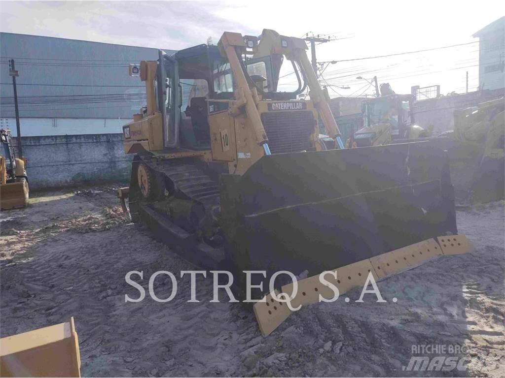 CAT D6T Bulldozer på larvebånd