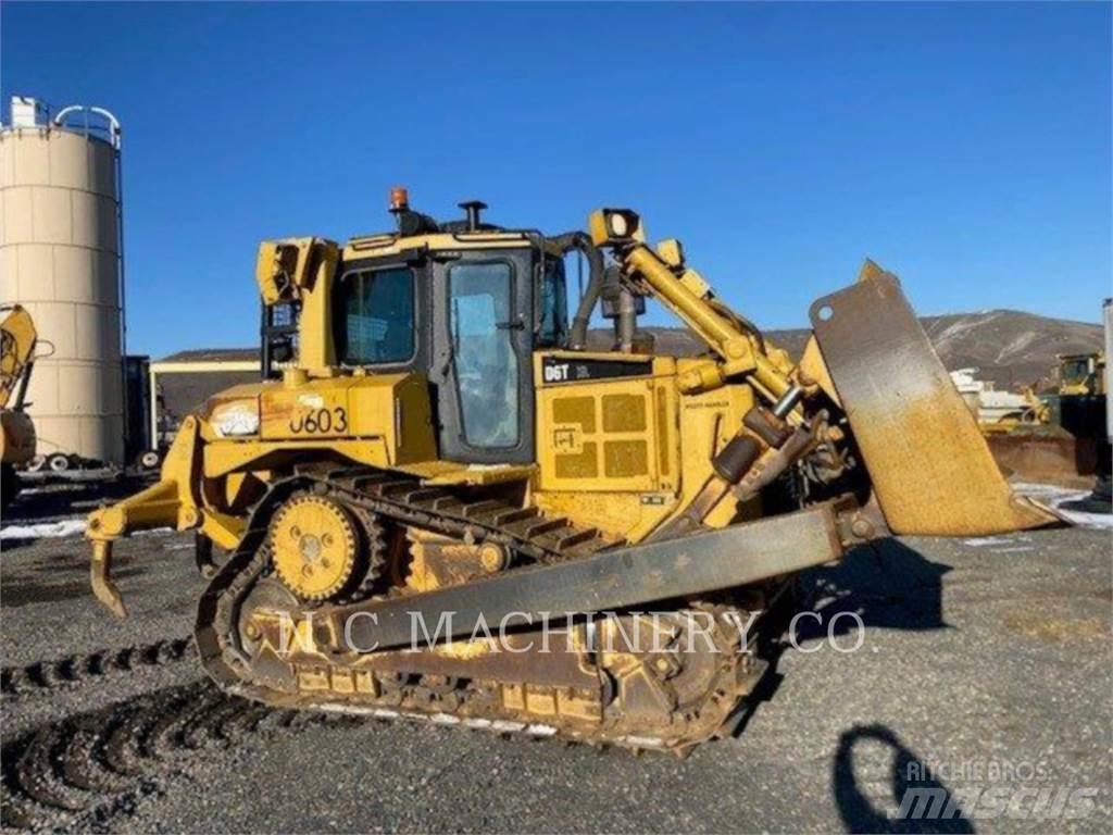 CAT D6T Bulldozer på larvebånd