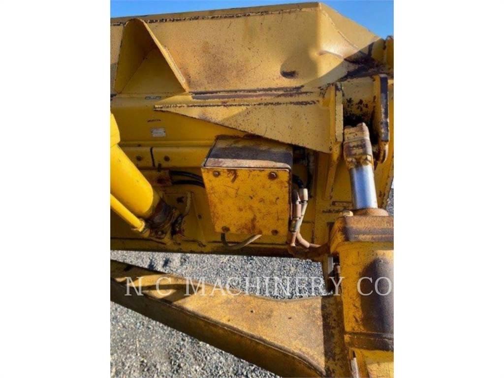 CAT D6T Bulldozer på larvebånd
