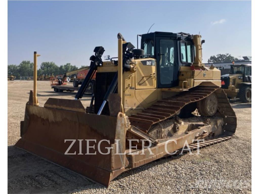 CAT D6T Bulldozer på larvebånd