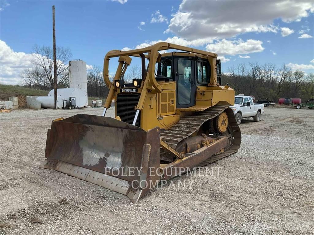 CAT D6T Bulldozer på larvebånd