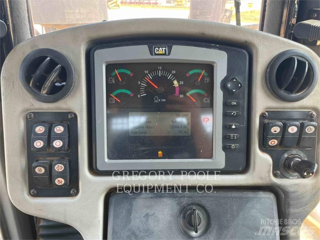 CAT D6T Bulldozer på larvebånd