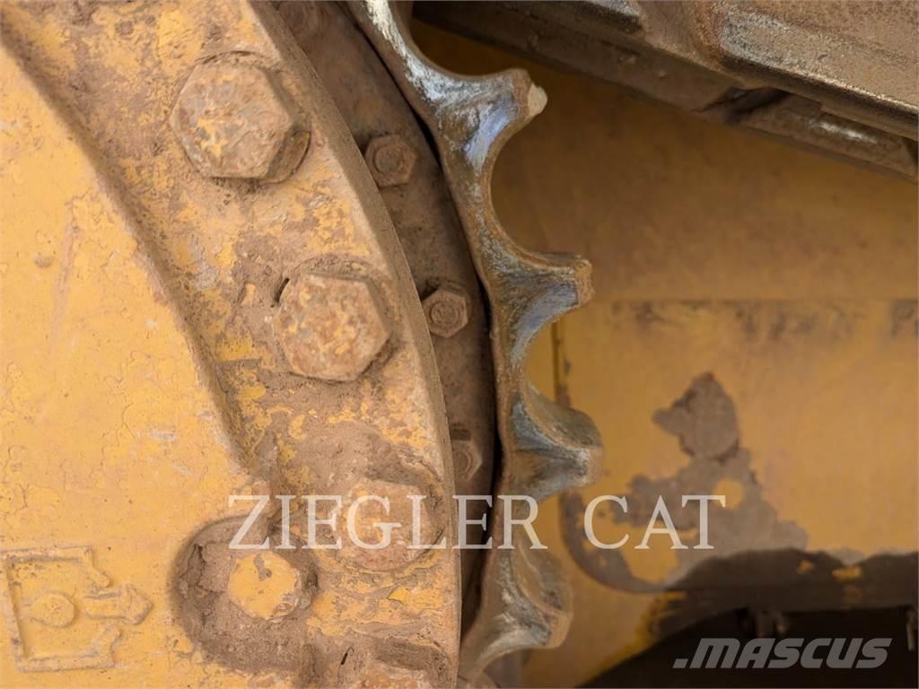 CAT D6T Bulldozer på larvebånd