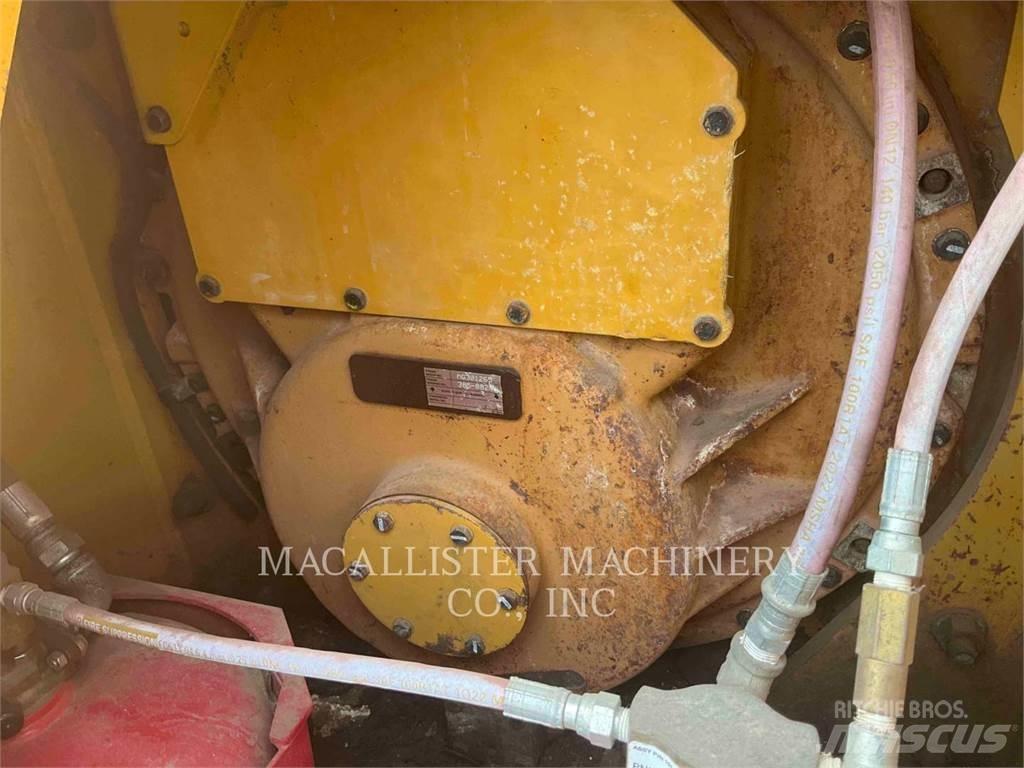 CAT D6T Bulldozer på larvebånd