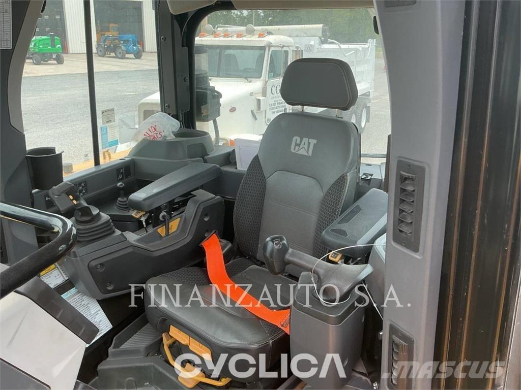 CAT D6T Bulldozer på larvebånd