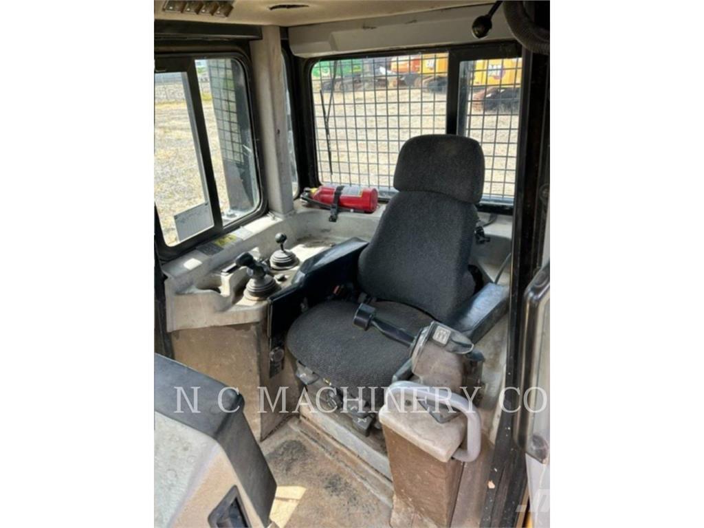 CAT D6T Bulldozer på larvebånd