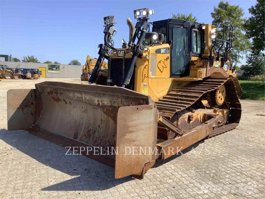 CAT D6T Bulldozer på larvebånd