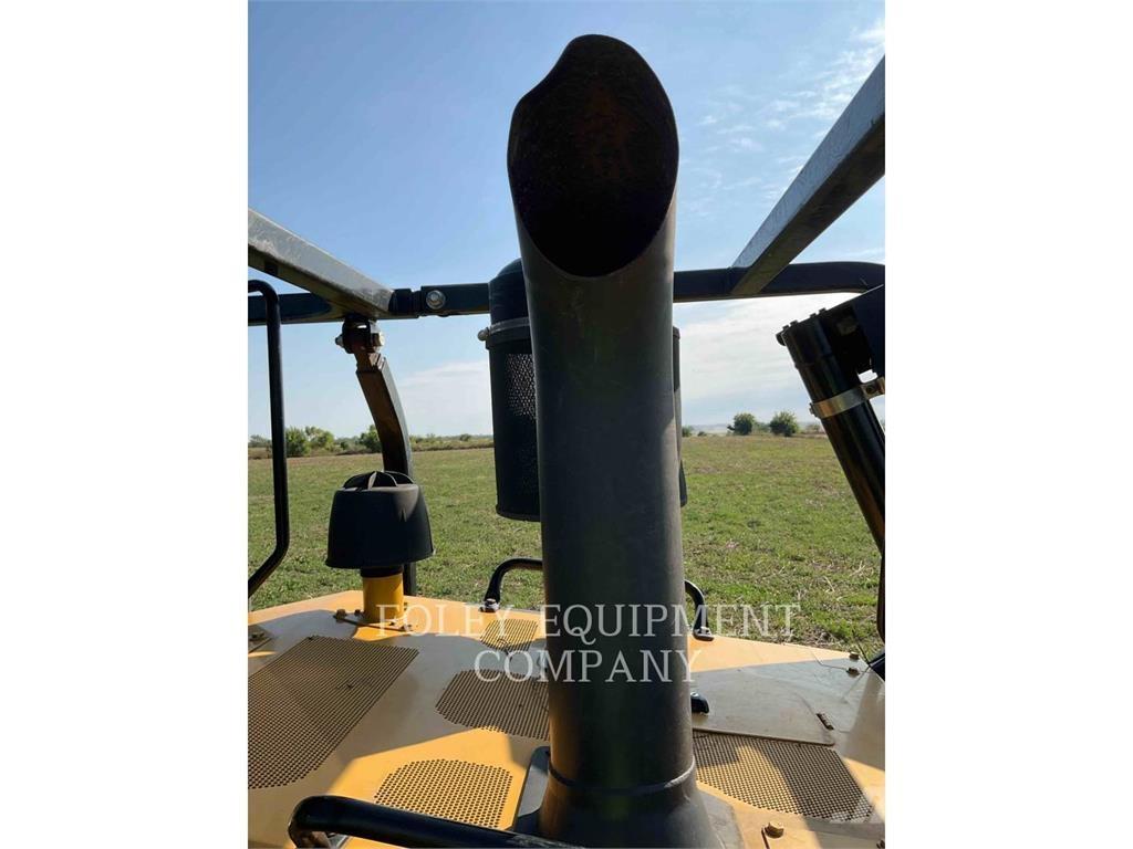 CAT D6T Bulldozer på larvebånd