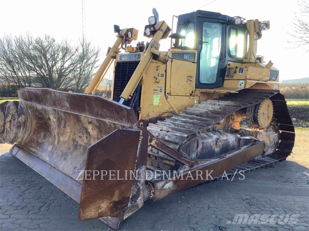 CAT D6T Bulldozer på larvebånd