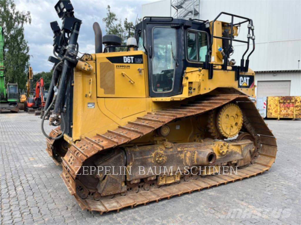 CAT D6TM Bulldozer på larvebånd