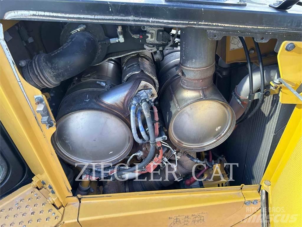 CAT D6XE Bulldozer på larvebånd