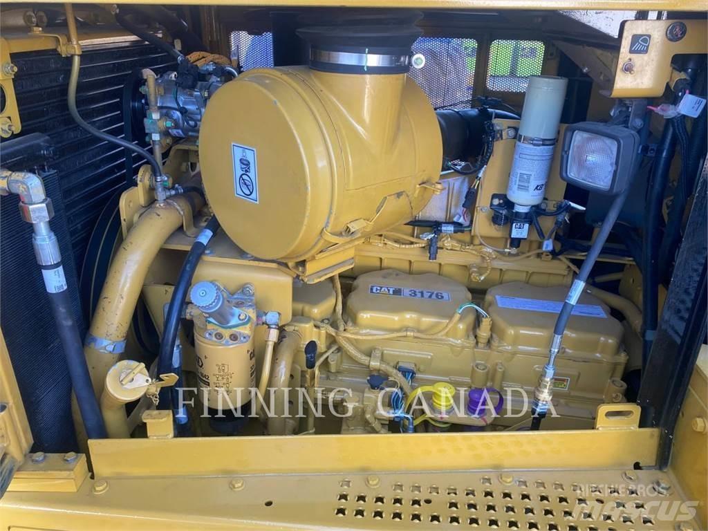 CAT D7R II Bulldozer på larvebånd