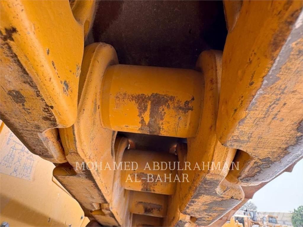 CAT D8 Bulldozer på larvebånd