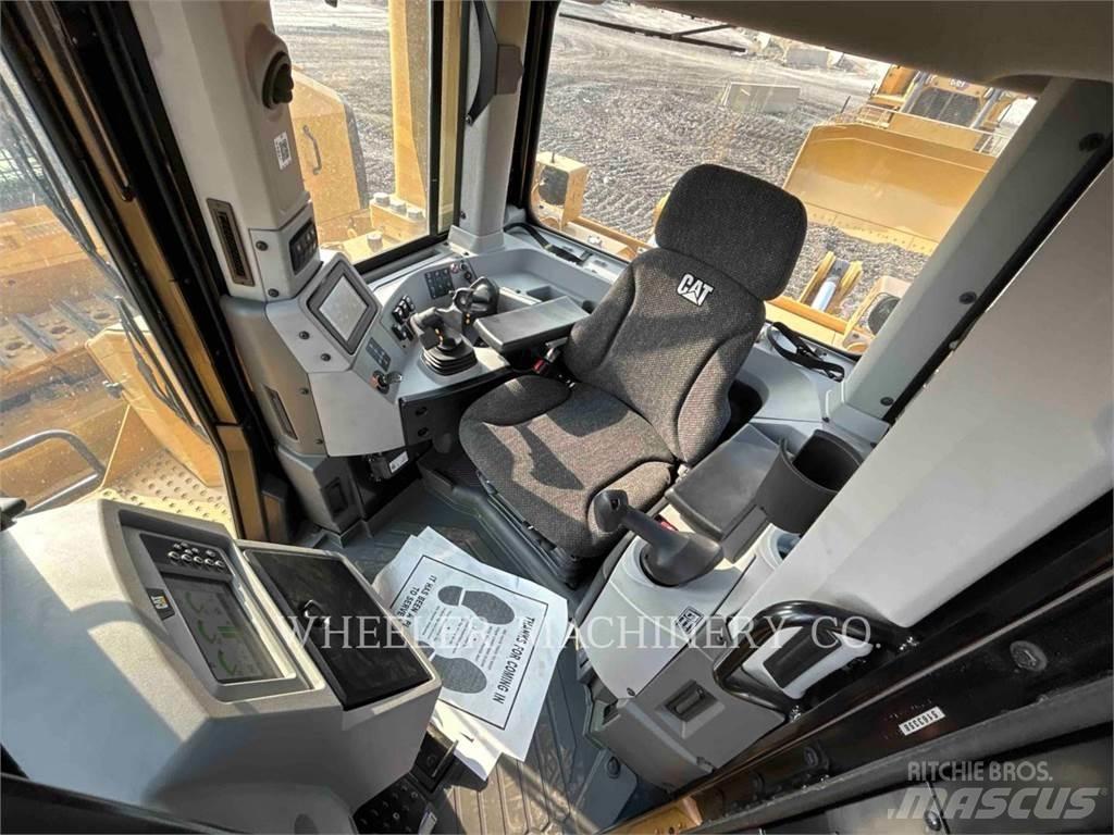 CAT D8 SU Bulldozer på larvebånd