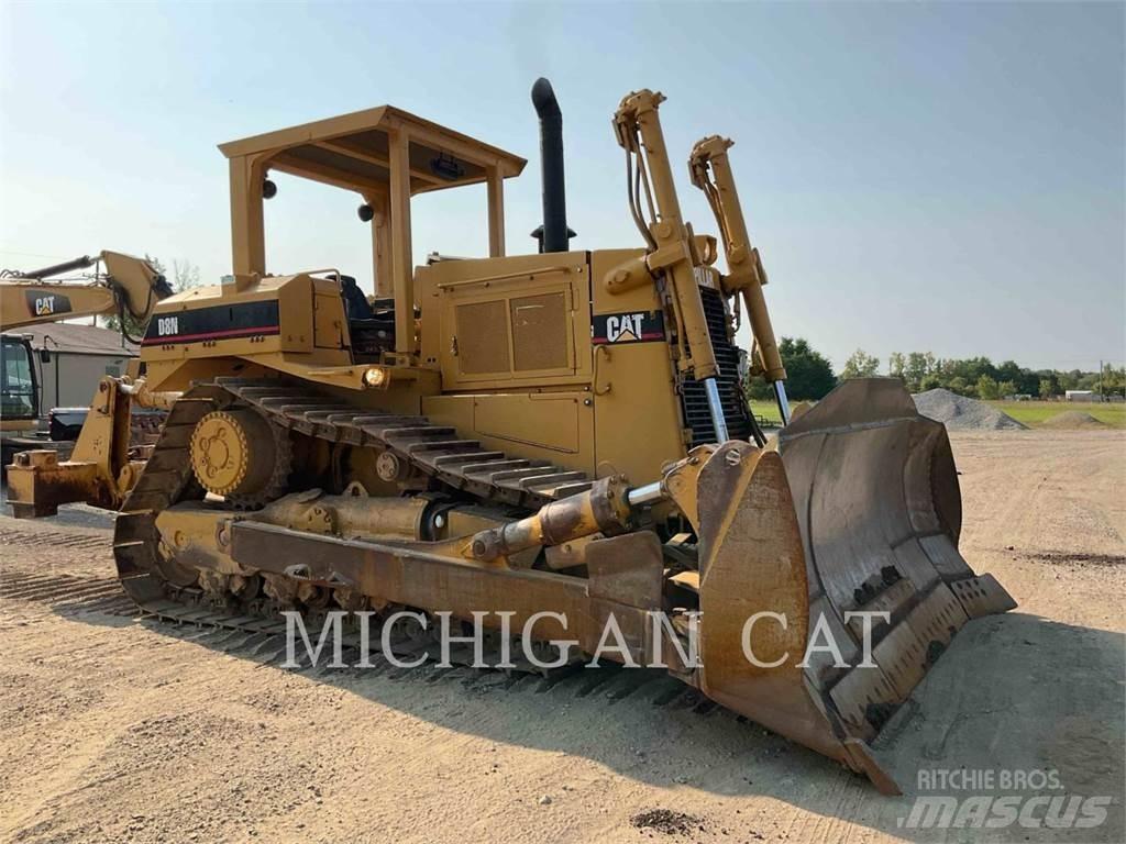 CAT D8N Bulldozer på larvebånd