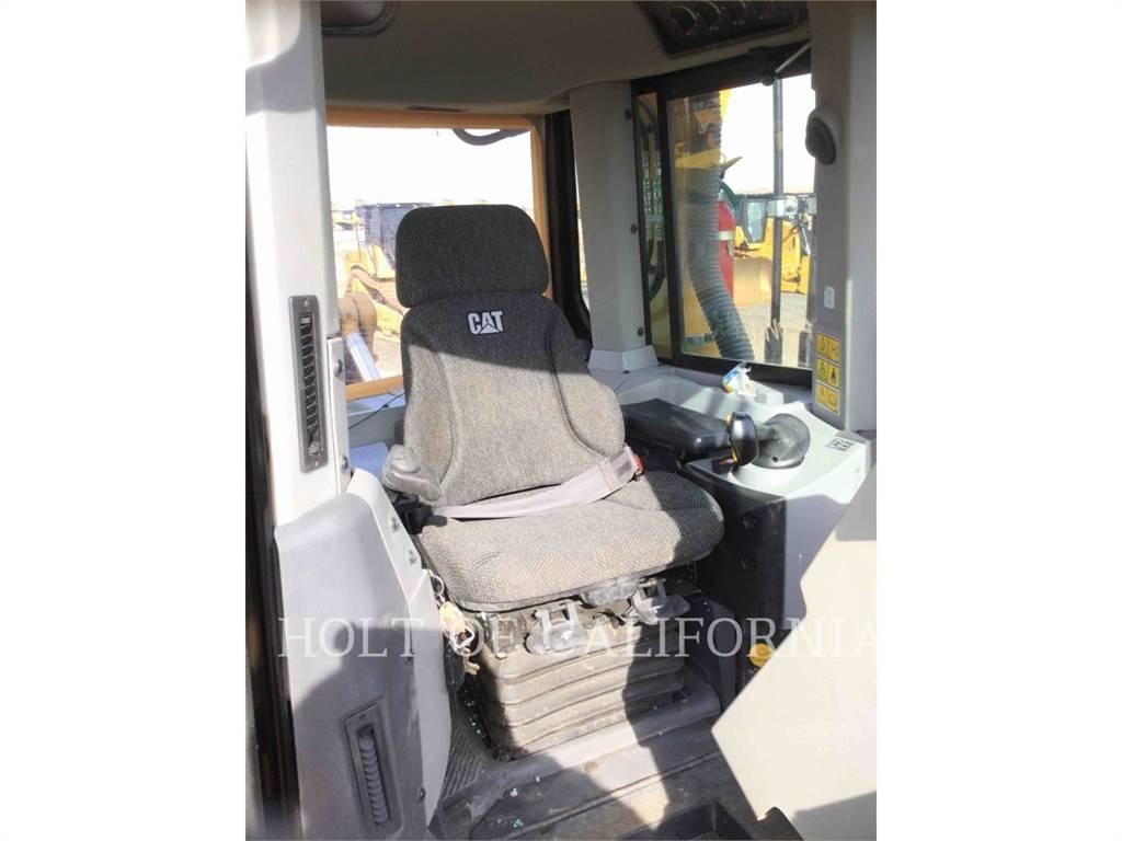 CAT D8T Bulldozer på larvebånd