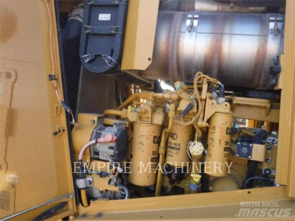 CAT D8T Bulldozer på larvebånd