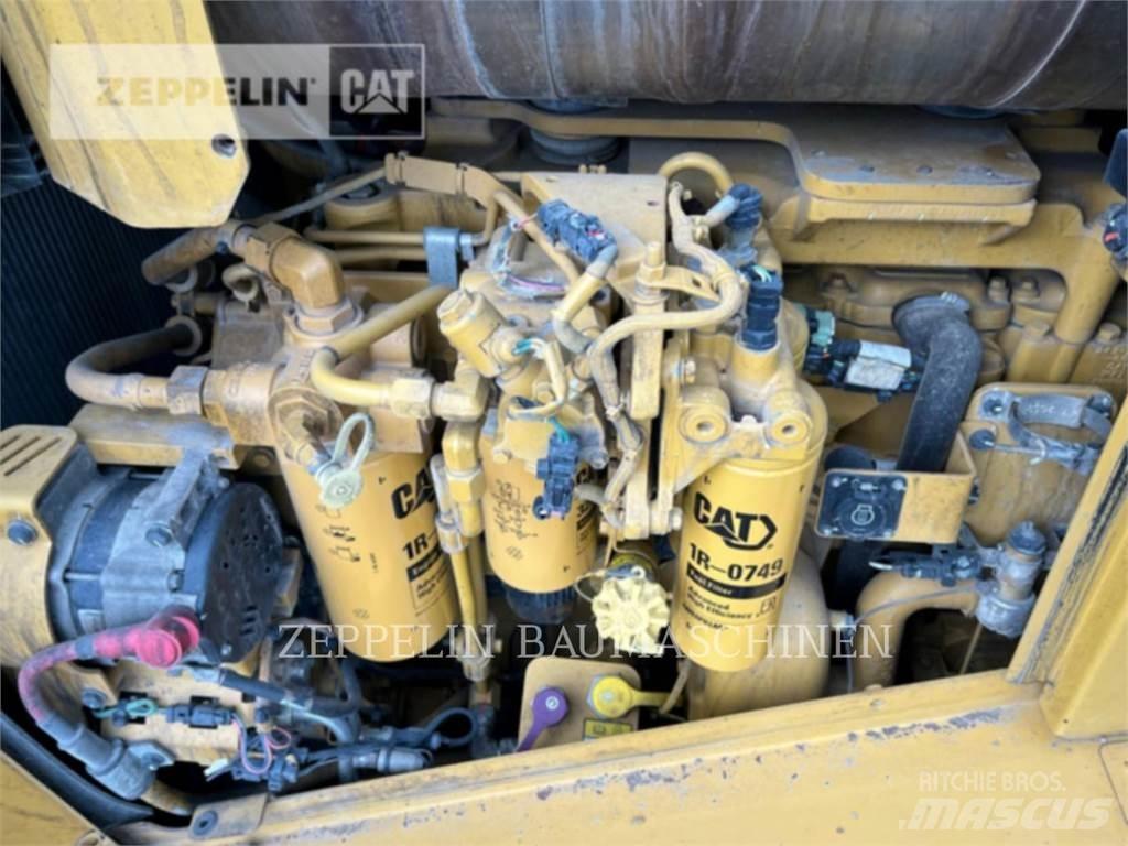 CAT D8T Bulldozer på larvebånd
