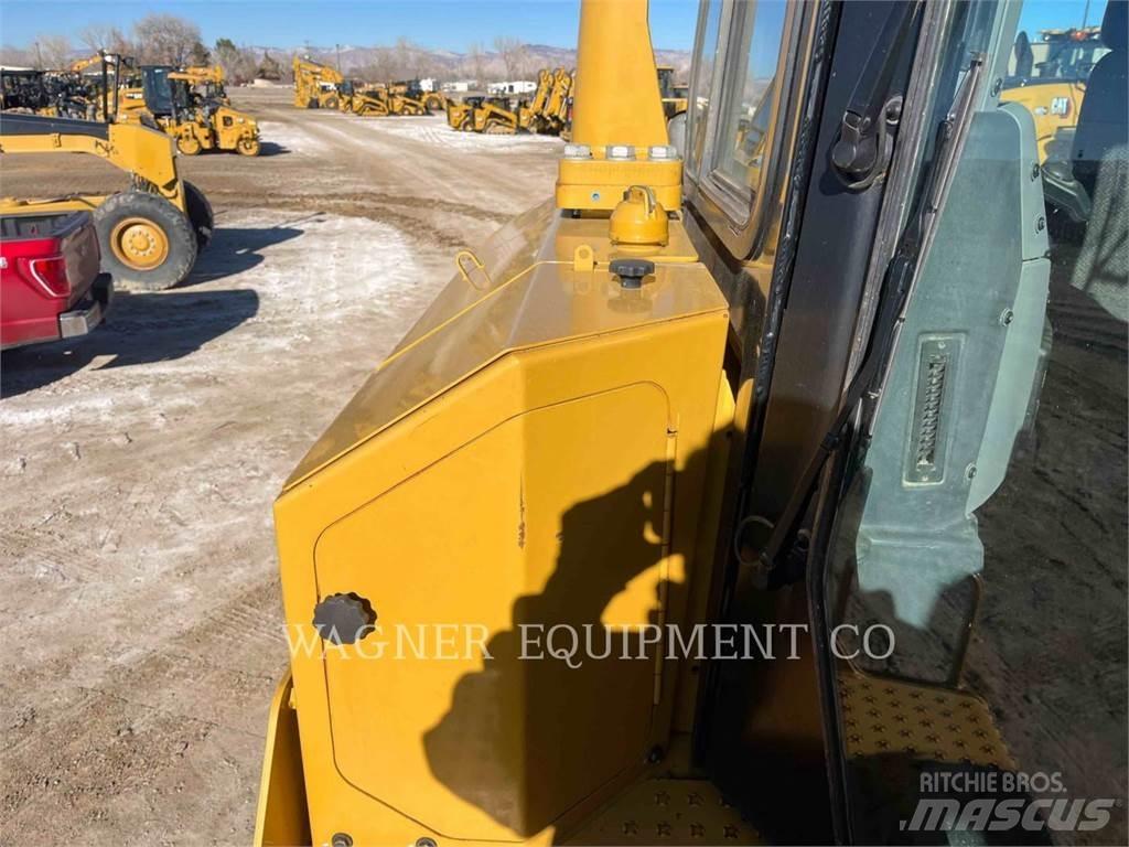 CAT D8T Bulldozer på larvebånd