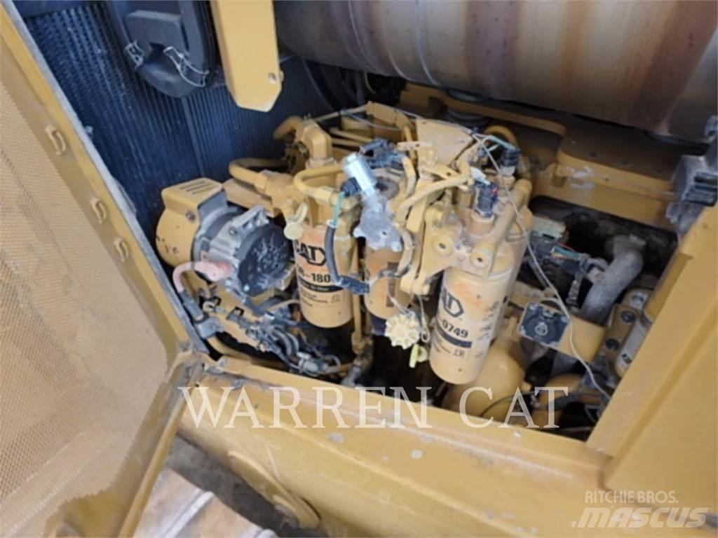 CAT D8T 4XLARO Bulldozer på larvebånd