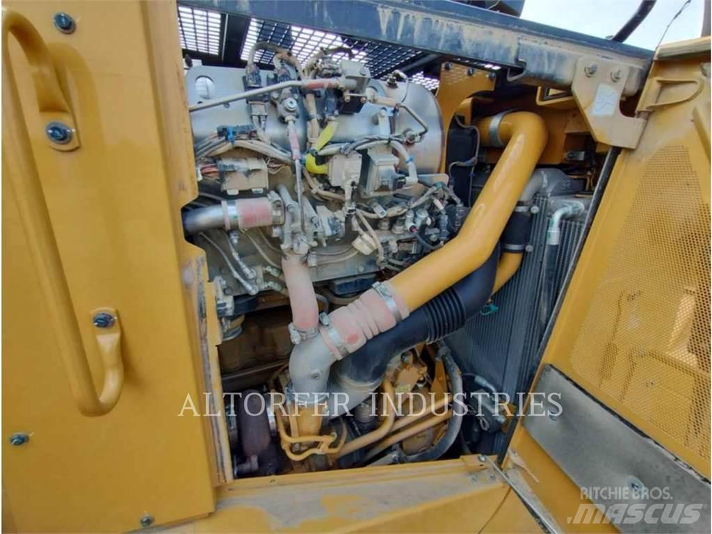 CAT D8T R Bulldozer på larvebånd