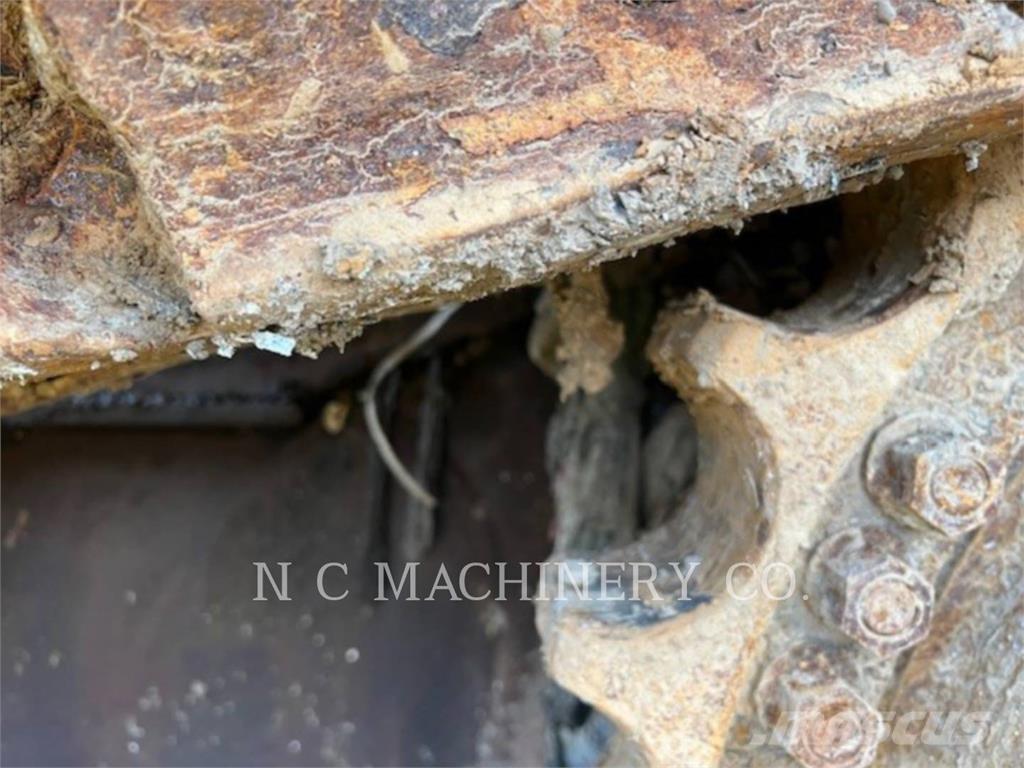 CAT D8T WH Lastbiler med tip