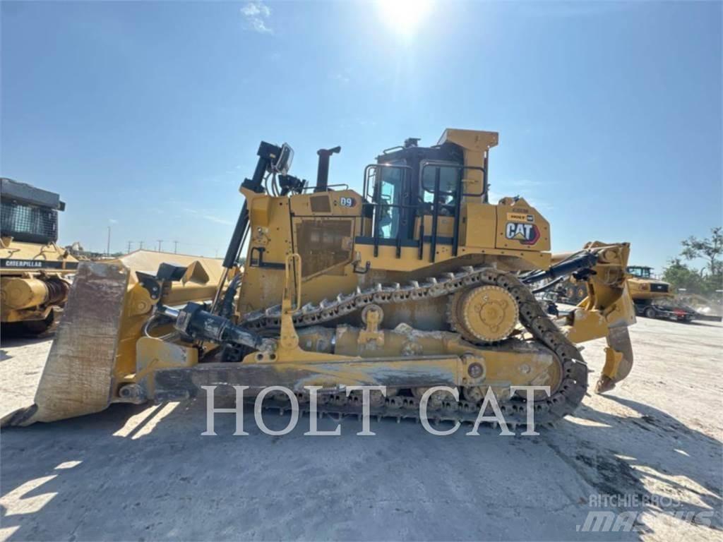 CAT D9 Bulldozer på larvebånd