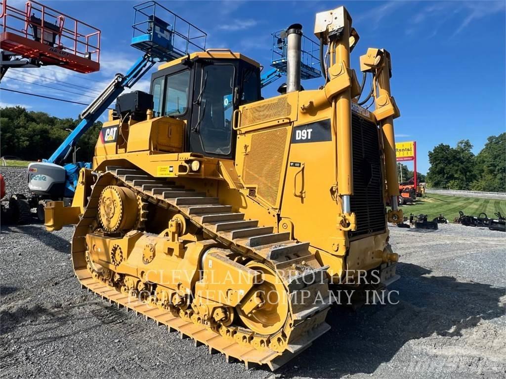 CAT D9T Bulldozer på larvebånd
