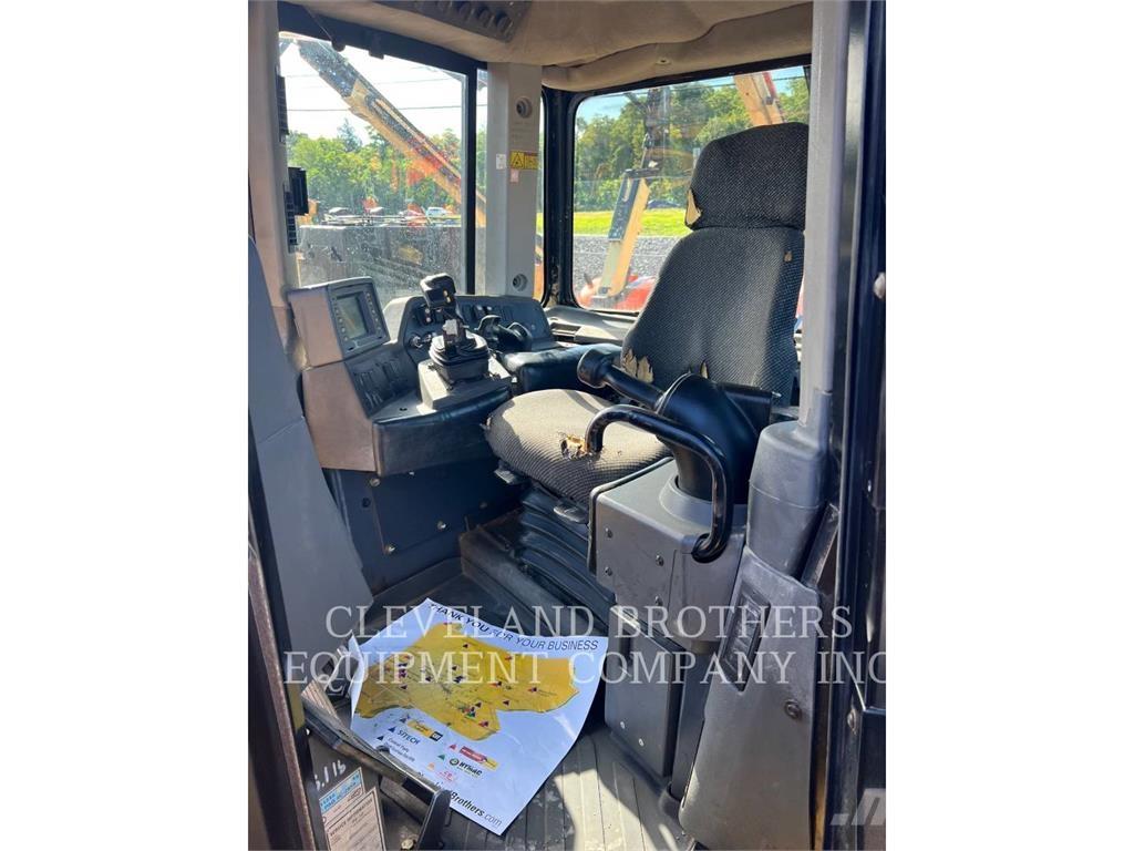 CAT D9T Bulldozer på larvebånd