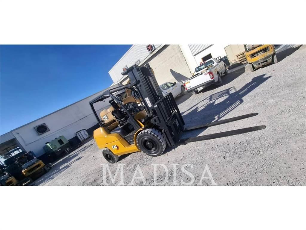 CAT DP50 Gaffeltrucks - andre