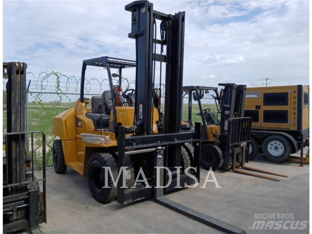CAT DP70NM Diesel gaffeltrucks