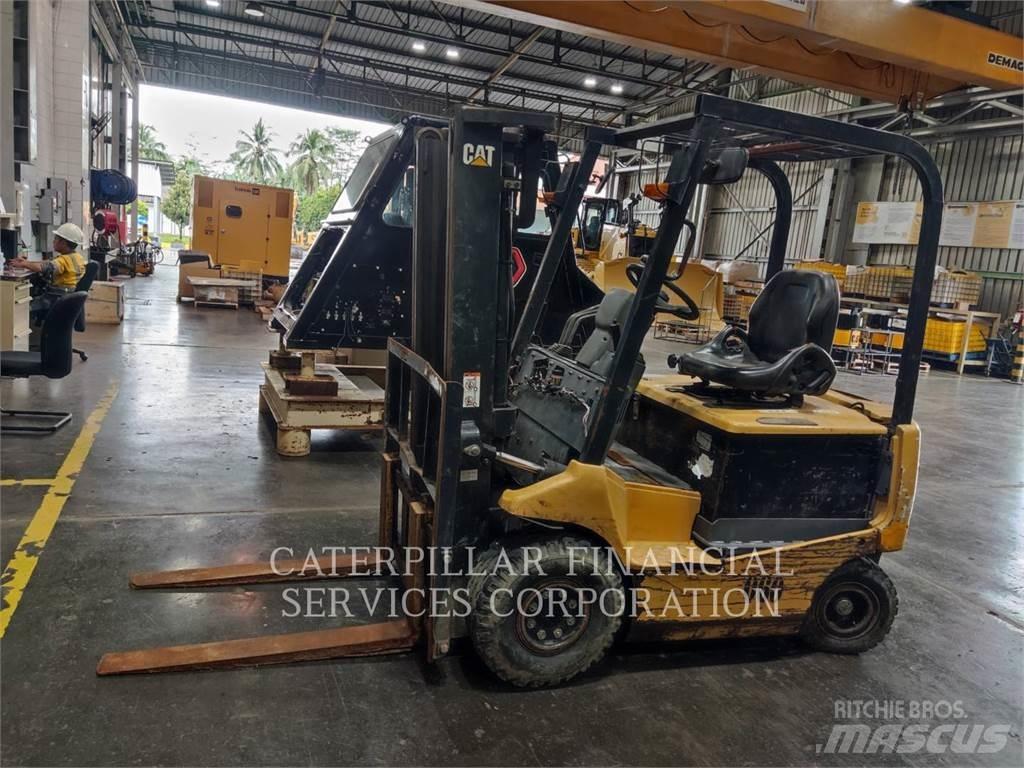 CAT EP20CA Gaffeltrucks - andre
