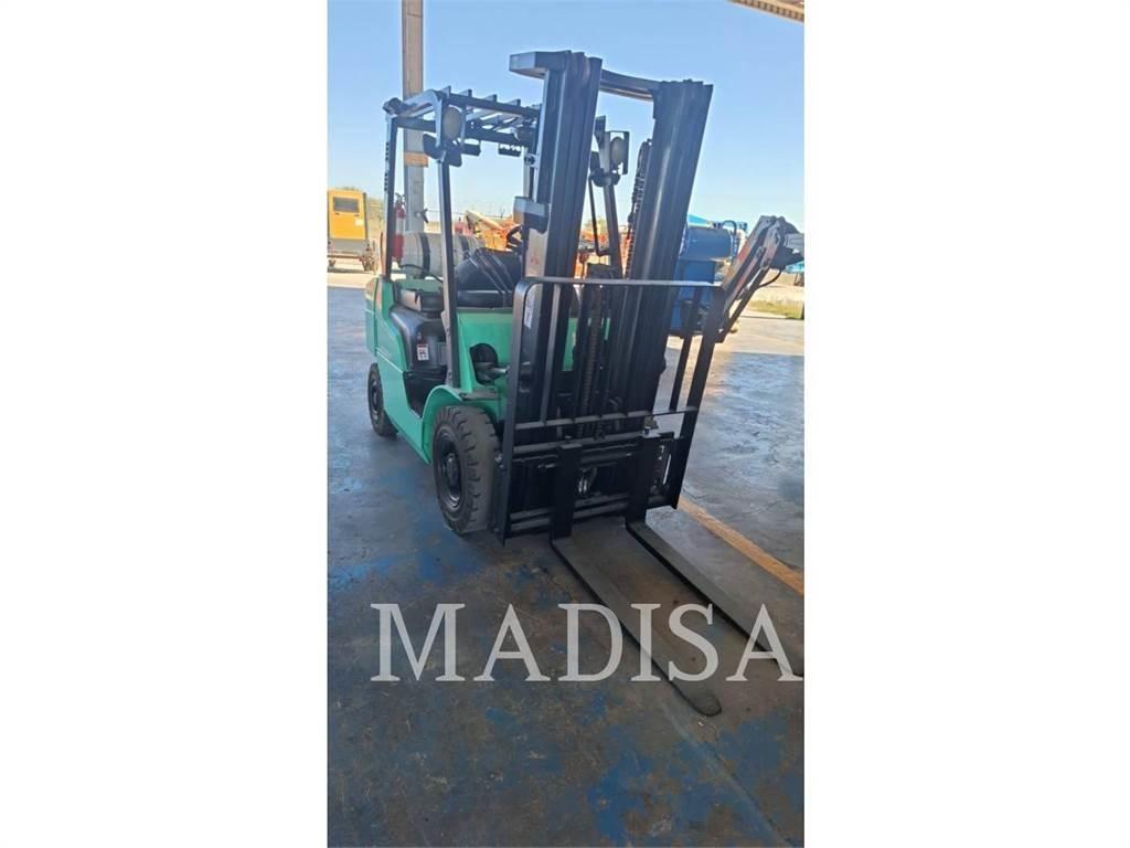 CAT FG25N5-LE Gaffeltrucks - andre