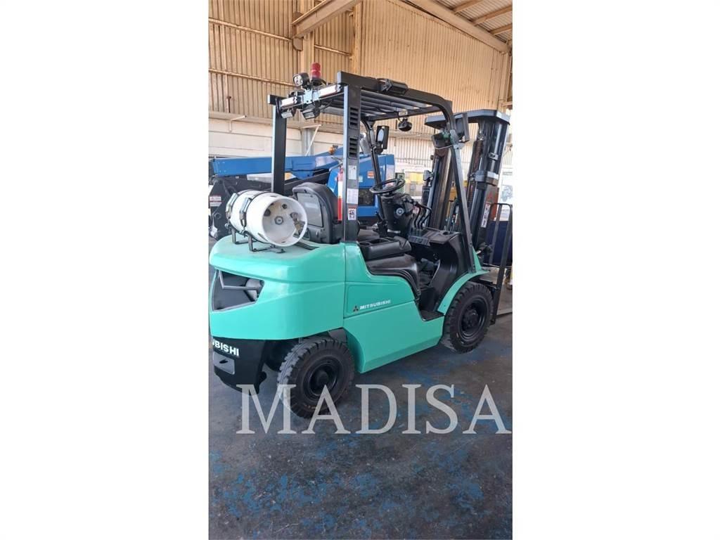 CAT FG25N5-LE Gaffeltrucks - andre