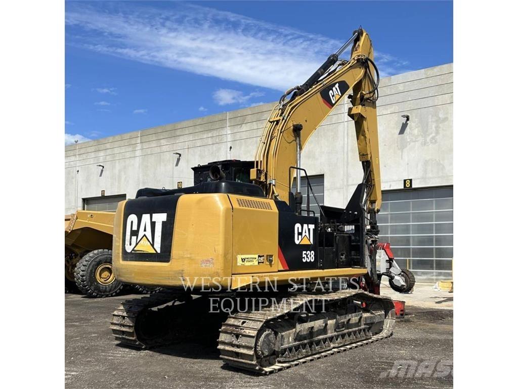 CAT FM538 Skovbrugstraktorer
