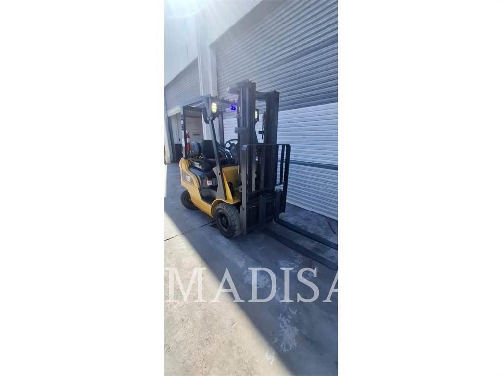 CAT GP15N5 Gaffeltrucks - andre