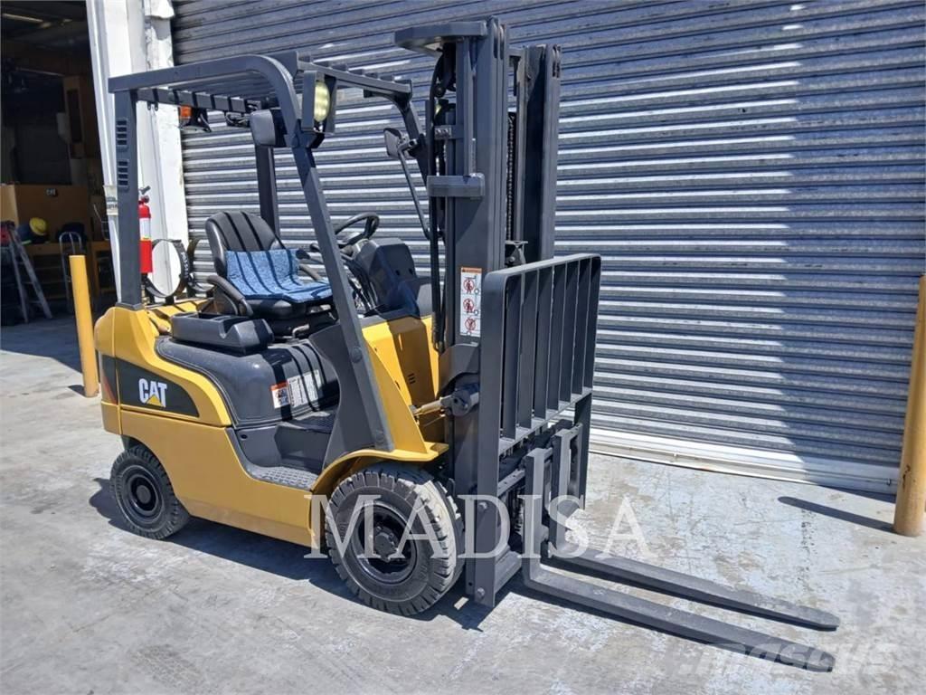CAT GP15N5 Gaffeltrucks - andre