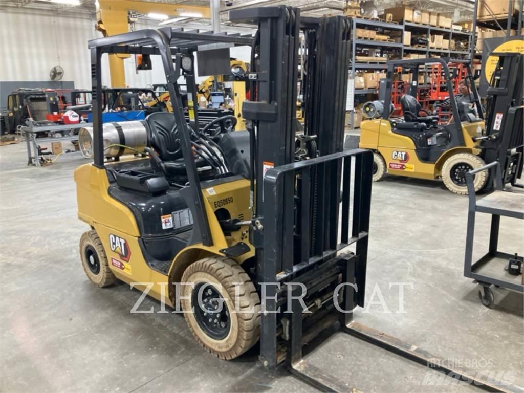 CAT GP25N Gaffeltrucks - andre