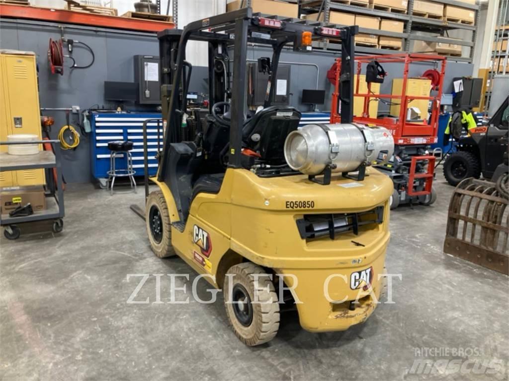 CAT GP25N Gaffeltrucks - andre